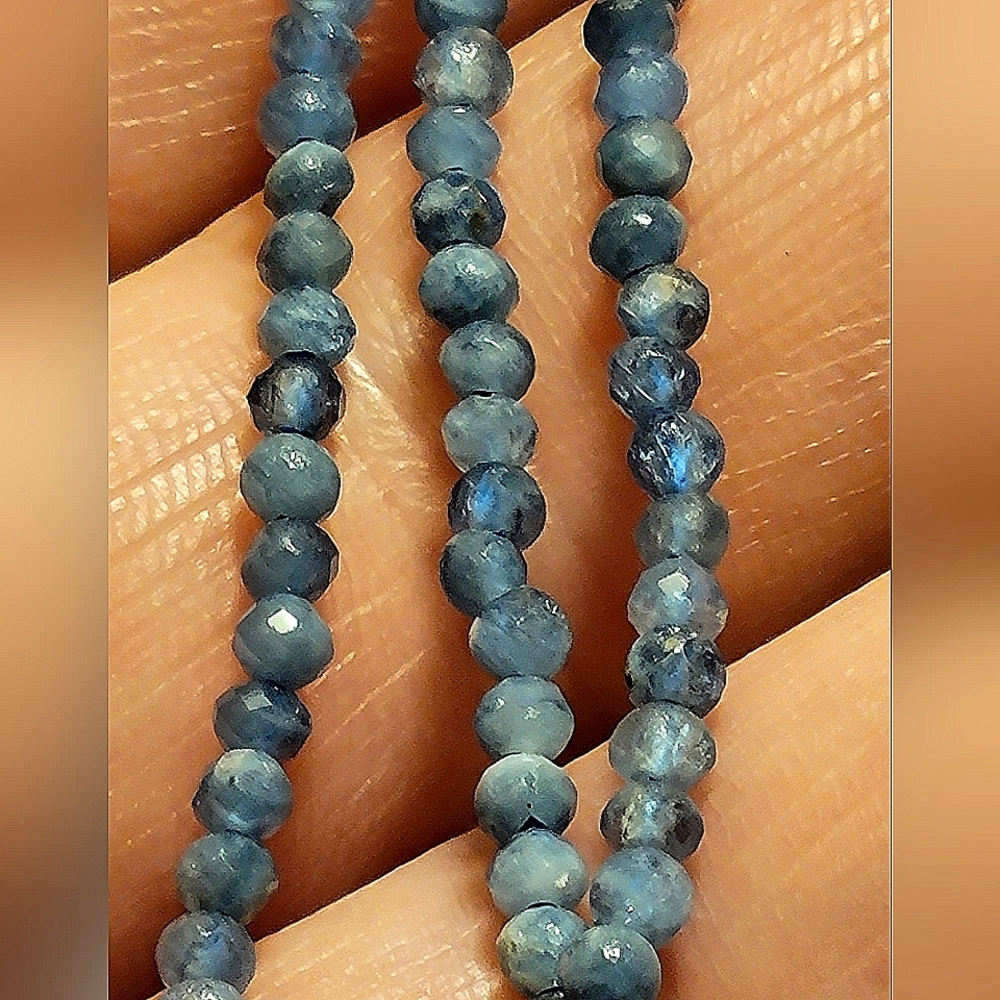 25x beads Natural Aquamarine Crystal Beads Pre-Drilled Faceted 3mm Thick - Picture 2 of 6